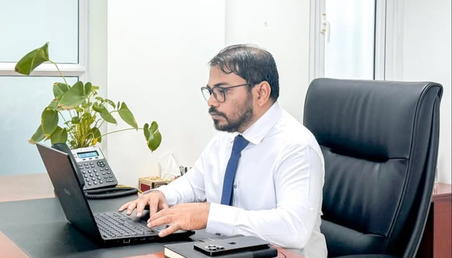 article_image