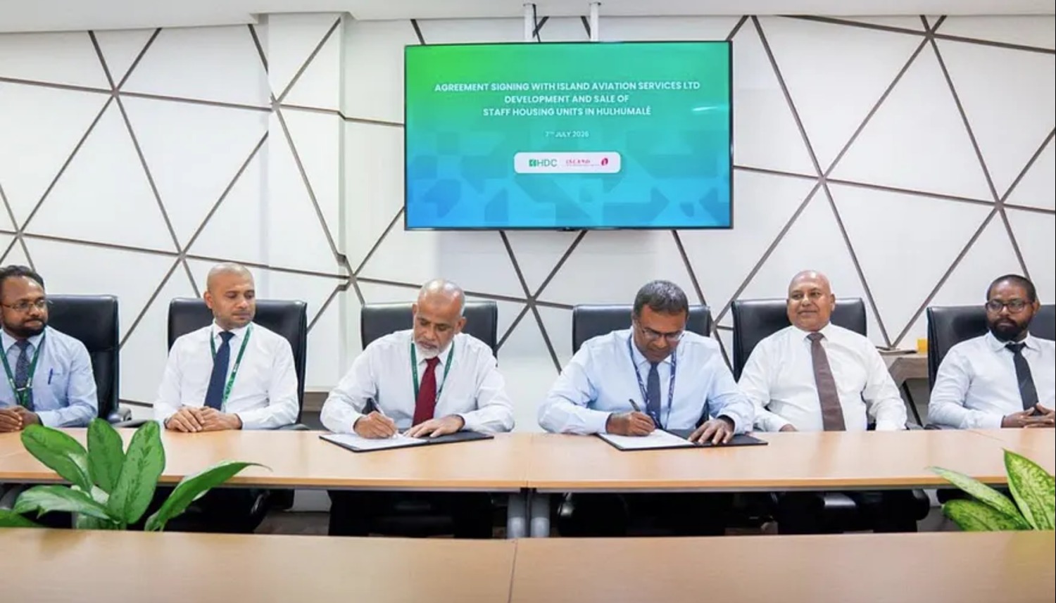 article_image