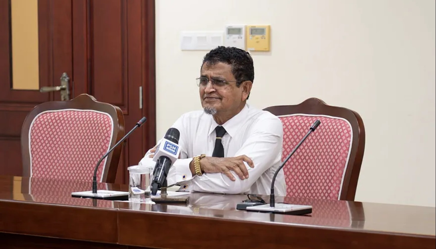 article_image